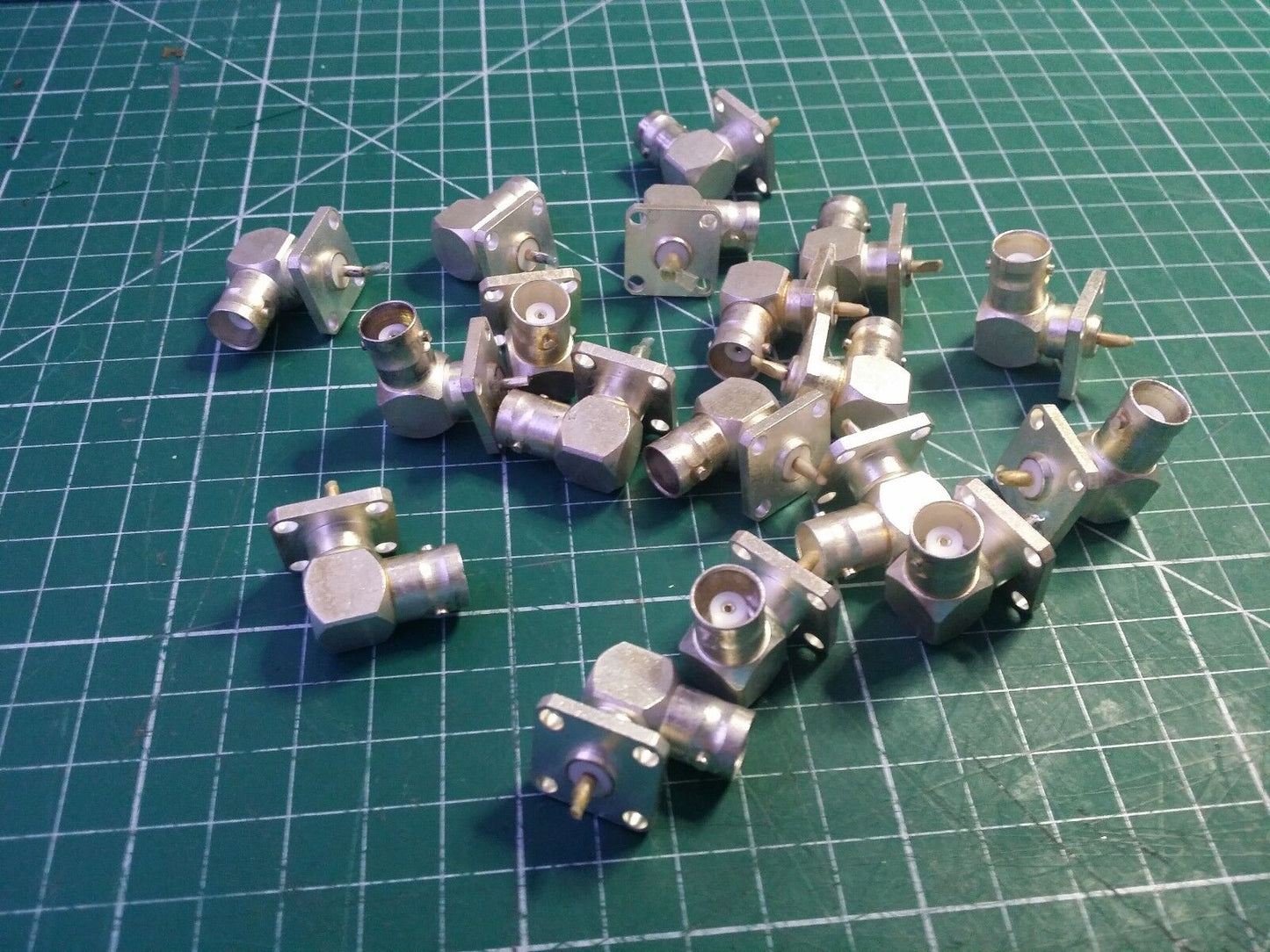 2pcs Right Angle BNC Connector  Military Part