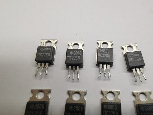 8pcs Genuine TIC226N Triac TI Brand